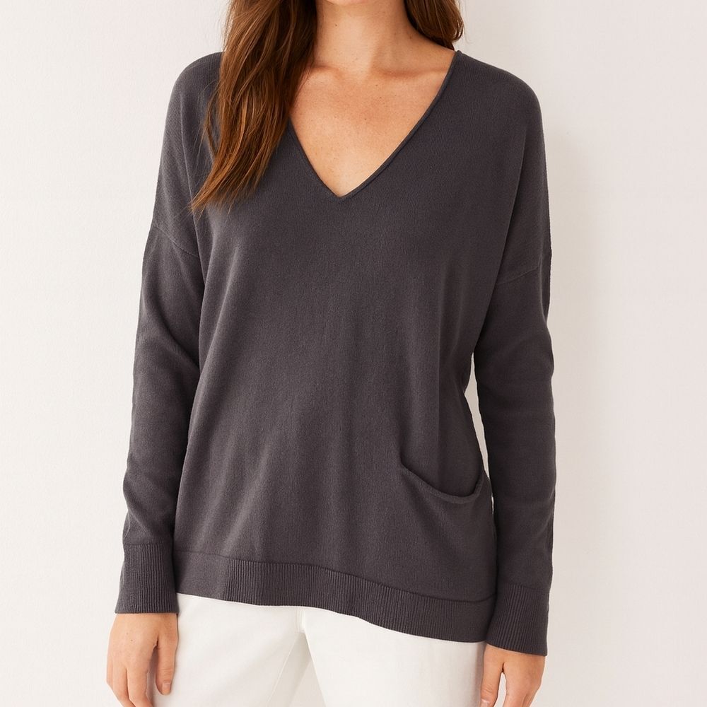 The White Company White Label | Gray Purple V-Neck Wool Blend Sweater Classic 6